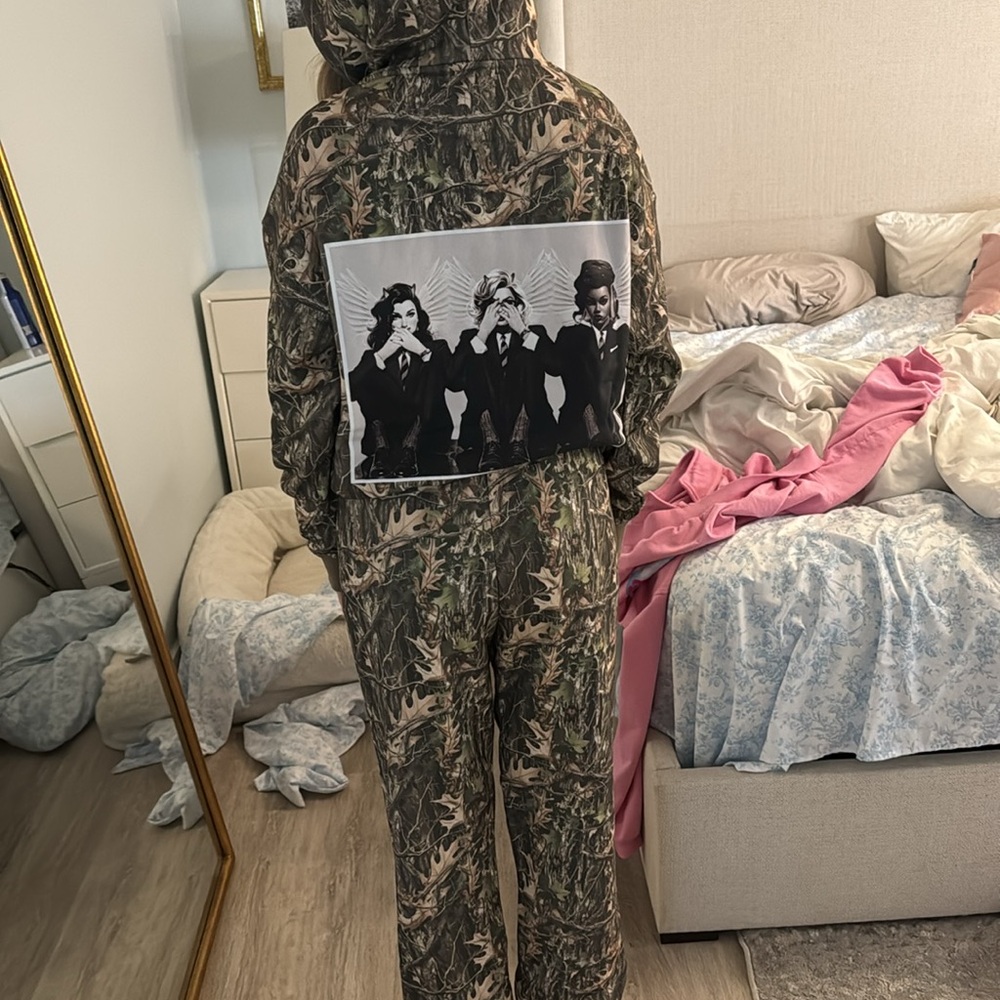 Sold out boys lie Camouflage Hoodie with Graphic Print